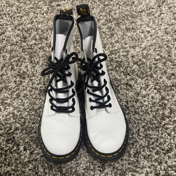 Dr Martens White Patent leather lace up utility moto boots size 7 90’s grunge - Picture 9 of 13